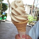甘乳蘇（かんにゅうそ） ソフトクリーム　250円